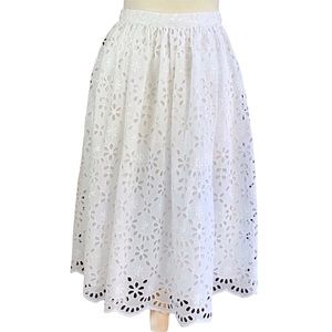 J Crew white eyelet lined full skirt with scalloped edge hem